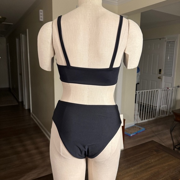 ASOS DESIGN Black Bikini Top | Size US 4 | Adjustable Straps - Picture 2 of 5